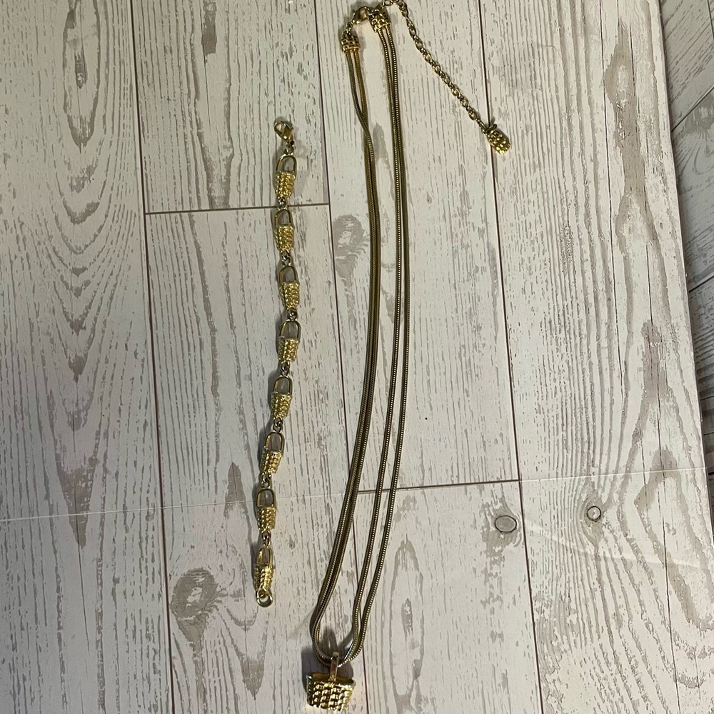 Vintage Unbranded Gold Tone Basket Bracelet & Necklace